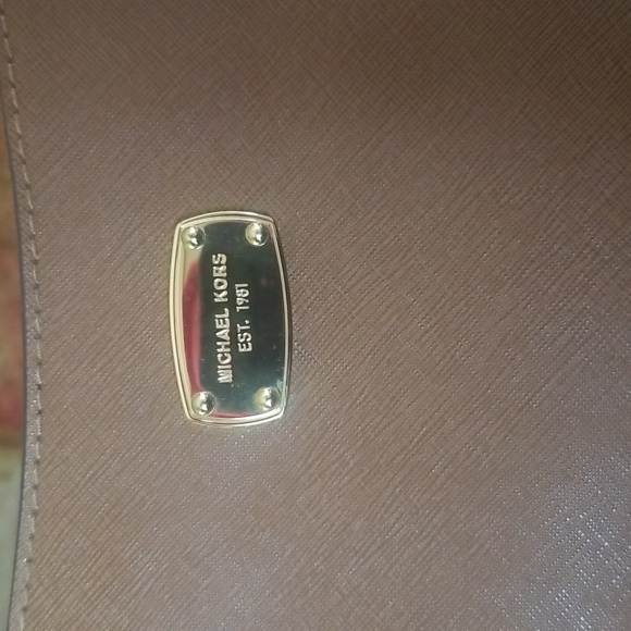 Michael Kors Handbag....Authentic!! - Picture 3 of 8